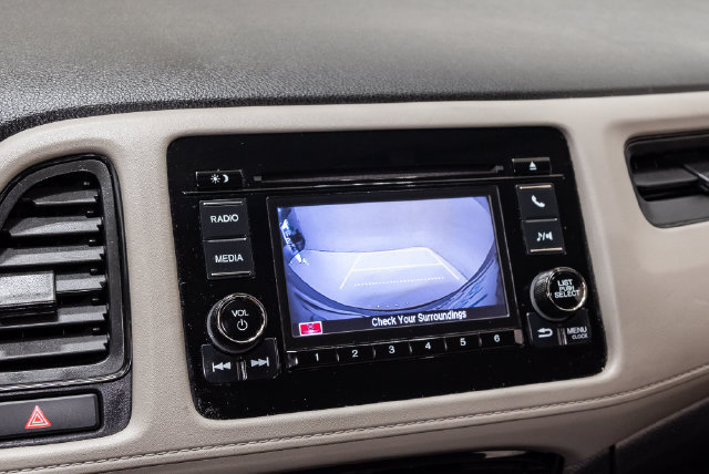 Used 2021 Honda HR-V LX image 14