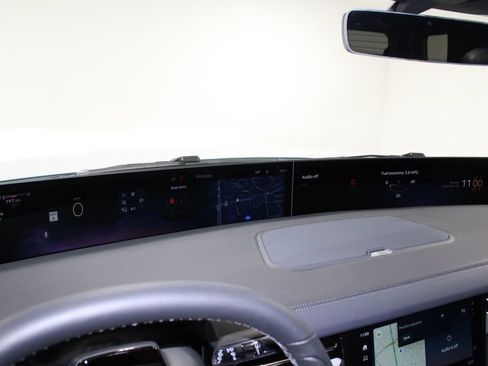 New 2025 Lincoln Navigator Reserve w/ Jet Appearance Package image 39