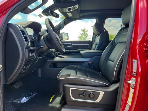 New 2026 RAM 1500 Laramie AWD/4WD image 11