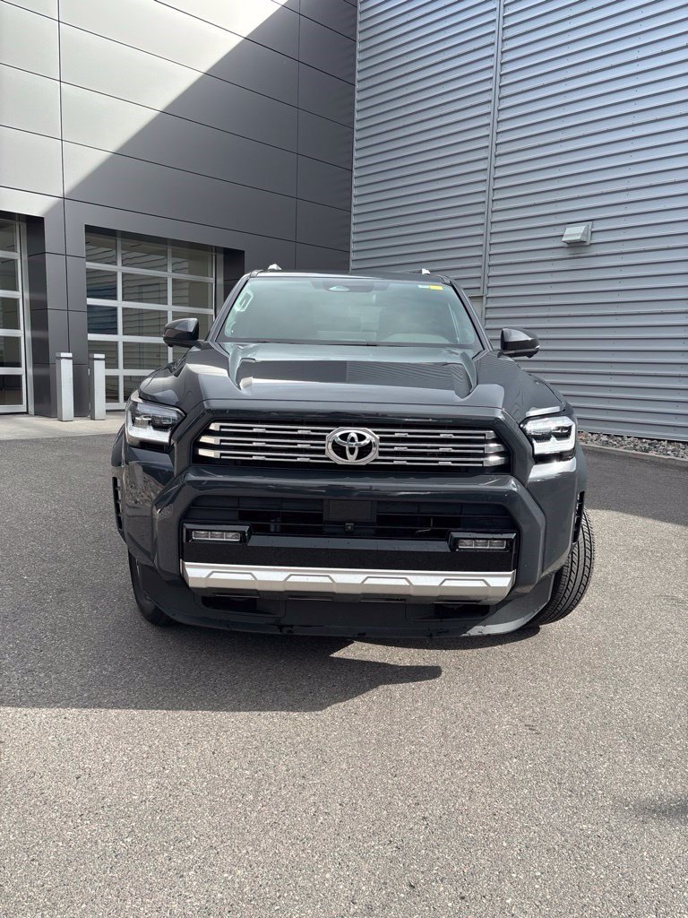 Used 2025 Toyota 4Runner Limited w/ Tow Technology Package AWD/4WD image 2