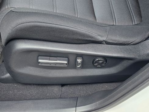Certified 2017 Honda CR-V EX image 24