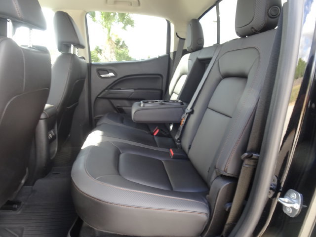 Used 2022 GMC Canyon AT4 AWD/4WD image 9
