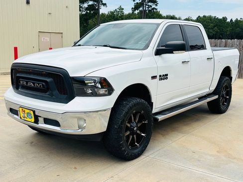 Used 2017 RAM 1500 Lone Star RWD image 1