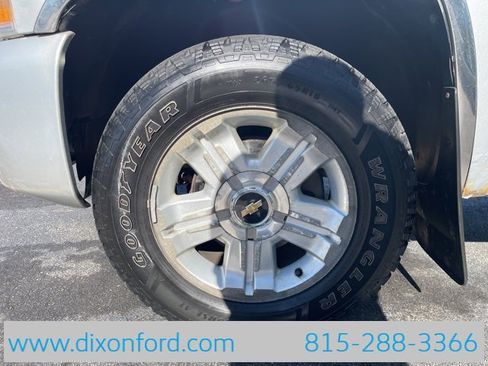 Used 2011 Chevrolet Silverado 1500 LTZ w/ LTZ Plus Package image 26