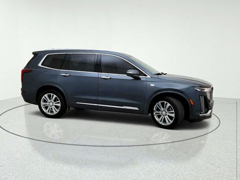 Used 2020 Cadillac XT6 Premium Luxury w/ LPO, Floor Liner Package FWD image 6