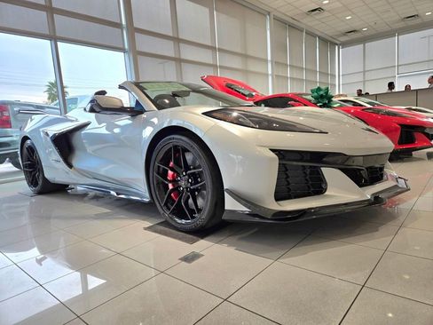 New 2026 Chevrolet Corvette Z06 w/ Z07 Performance Package image 1