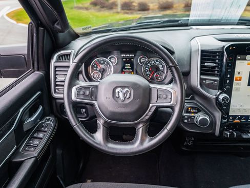 Used 2024 RAM 2500 Big Horn w/ Sport Appearance Package image 23