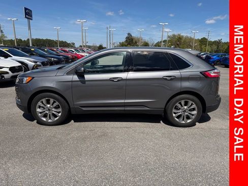 Used 2024 Ford Edge Titanium AWD/4WD image 12