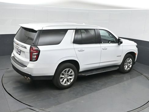 Used 2024 Chevrolet Tahoe Premier AWD/4WD image 33