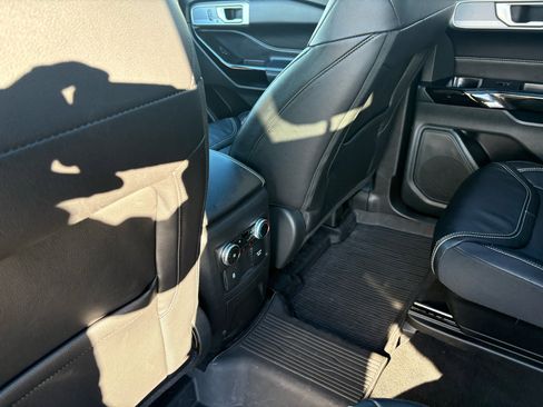 Used 2023 Ford Explorer ST w/ Equipment Group 401A image 33