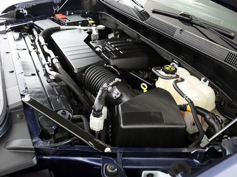 Used 2023 Chevrolet Silverado 1500 LT image 37