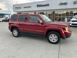 Used 2015 Jeep Patriot Sport video 2