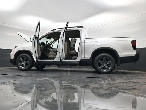 Used 2023 Honda Ridgeline RTL-E image 38