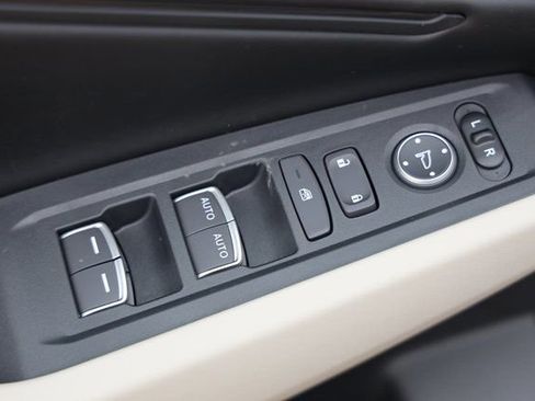 New 2025 Honda Accord SE image 17