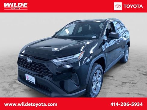 Certified 2025 Toyota RAV4 LE AWD/4WD image 1