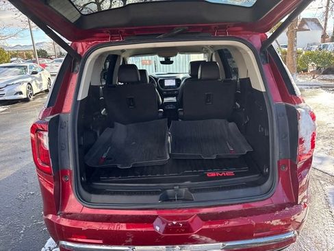 Used 2023 GMC Acadia Denali w/ Denali Technology Package image 26