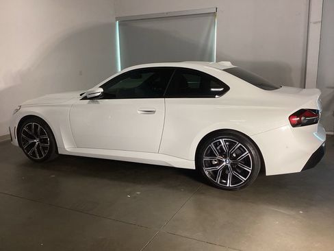 Used 2023 BMW 230i xDrive Coupe w/ Premium Package AWD/4WD image 8
