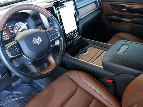 Used 2022 RAM 1500 Limited w/ Body Color Bumper Group image 18