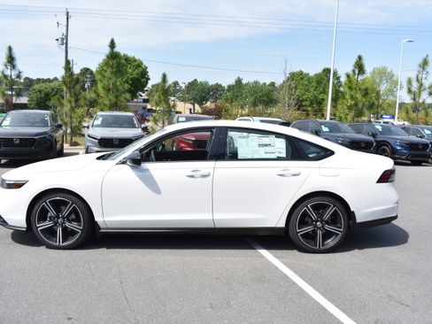 New 2026 Honda Accord SE image 6