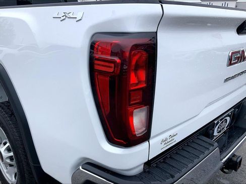 Used 2022 GMC Sierra 2500 Pro w/ Convenience Package AWD/4WD image 22