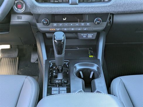 New 2026 Subaru Outback Limited image 16