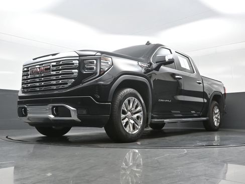 Used 2023 GMC Sierra 1500 Denali AWD/4WD image 30