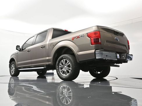 Certified 2020 Ford F150 Lariat w/ FX4 Off-Road Package image 45