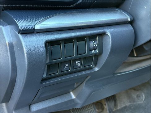 Used 2020 Subaru Forester Premium w/ Popular Package #1 AWD/4WD image 14