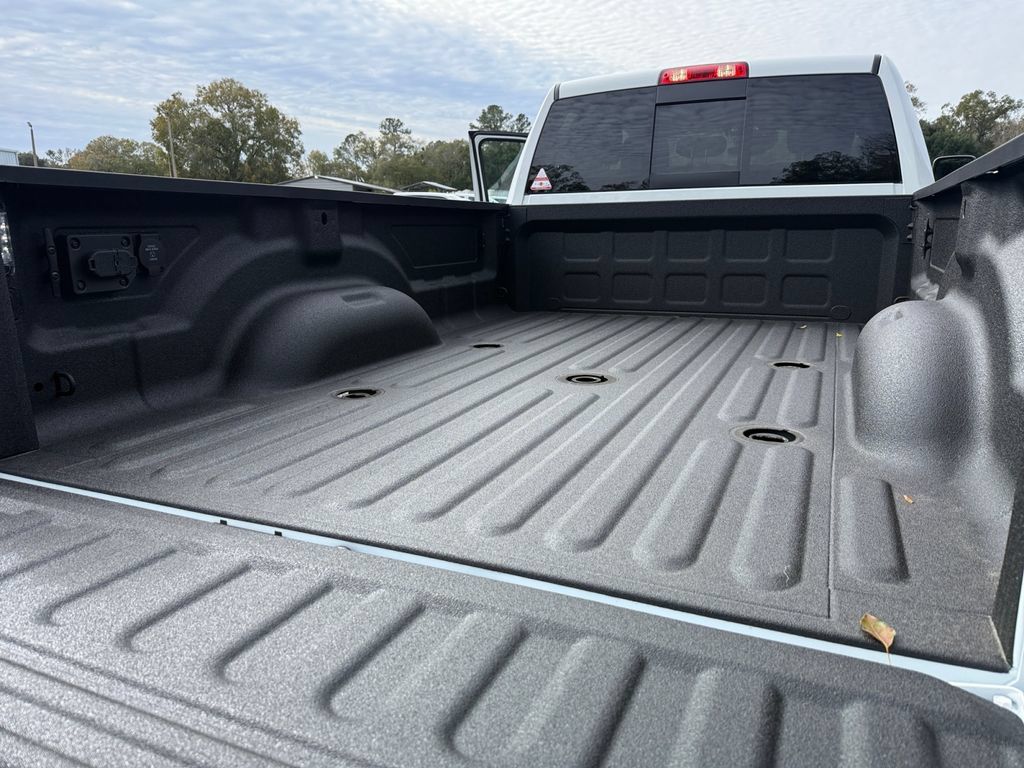 New 2026 RAM 2500 Tradesman AWD/4WD image 28