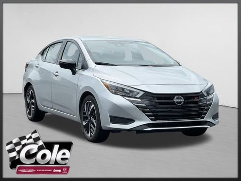Used 2024 Nissan Versa SR FWD image 1