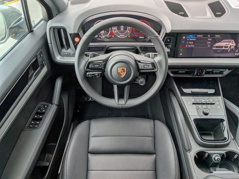 New 2026 Porsche Cayenne image 16