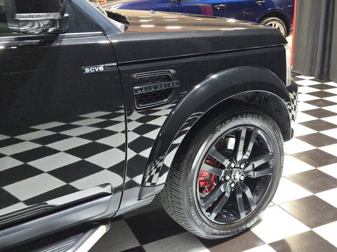 Used 2015 Land Rover LR4 HSE LUX image 41