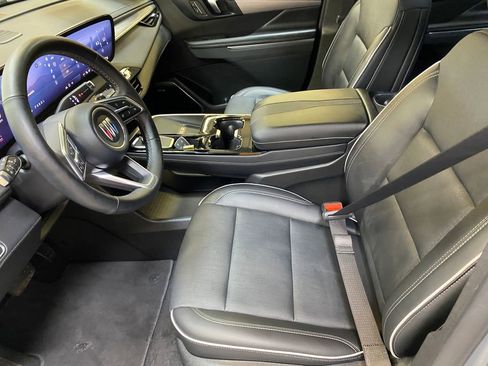 Used 2025 Buick Enclave Preferred FWD image 20