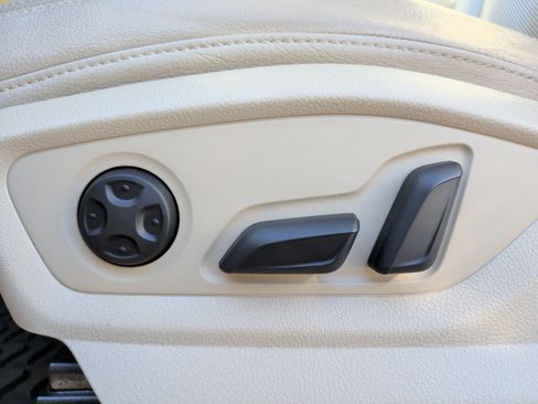 Used 2017 Audi Q7 2.0T Premium Plus image 29