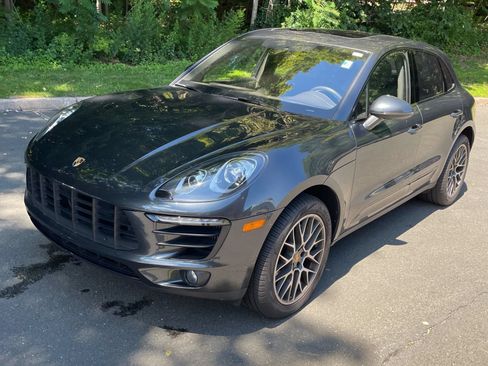 Used 2017 Porsche Macan S AWD/4WD image 1