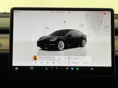 Used 2022 Tesla Model 3 image 11