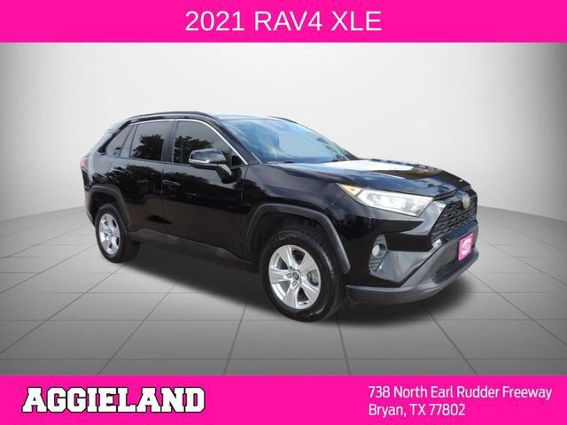 Used 2021 Toyota RAV4 XLE FWD image 1