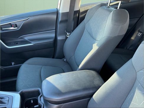 Used 2024 Toyota RAV4 XLE image 8