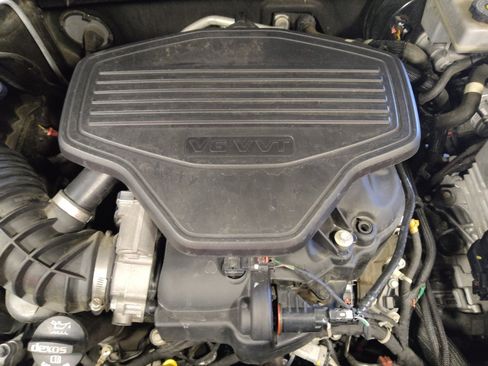 Used 2019 Chevrolet Blazer LT image 30