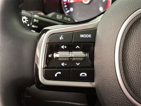 Used 2023 Kia Sorento S w/ Panoramic Sunroof Package image 22