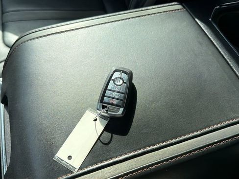 Used 2018 Ford F350 Platinum w/ Platinum Ultimate Package image 41