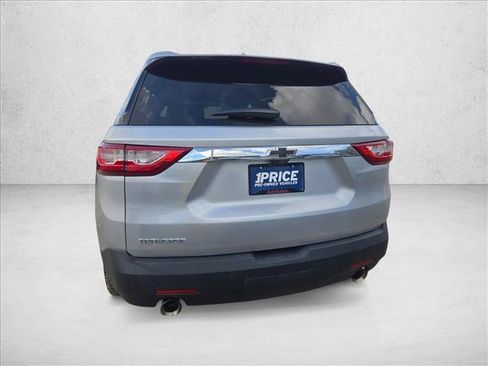 Used 2019 Chevrolet Traverse LT w/ LT Premium Package FWD image 7