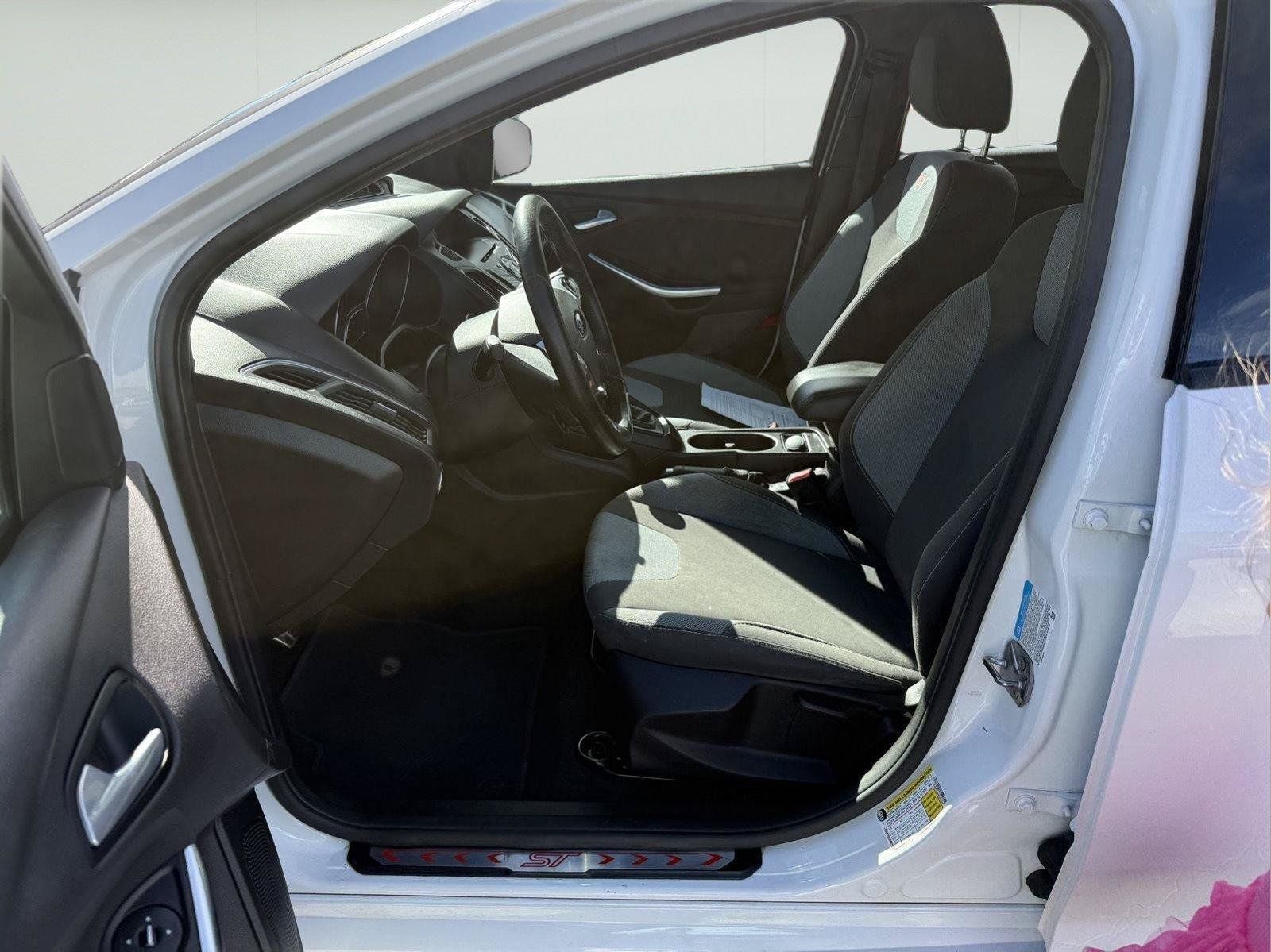 Used 2014 Ford Focus ST FWD image 10