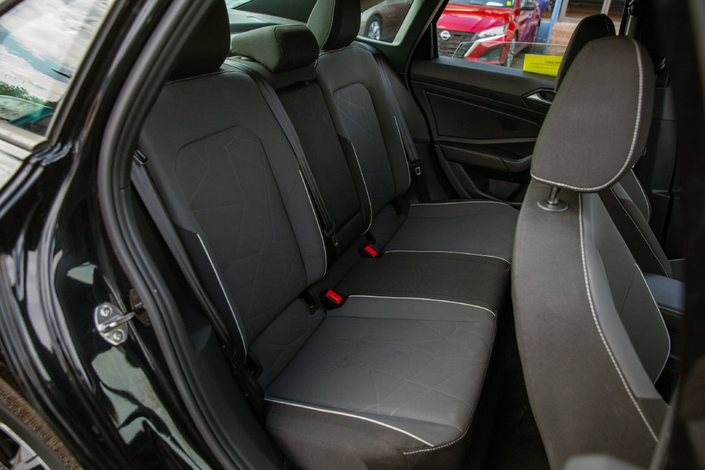 Used 2025 Volkswagen Jetta Sport FWD image 12