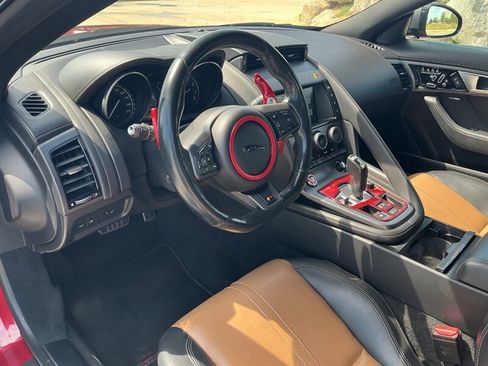 Used 2017 Jaguar F-TYPE R image 20