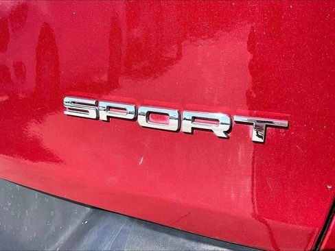 Certified 2016 Jeep Cherokee Sport FWD image 24