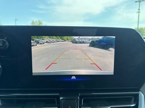 Used 2025 Chevrolet TrailBlazer LT FWD image 23