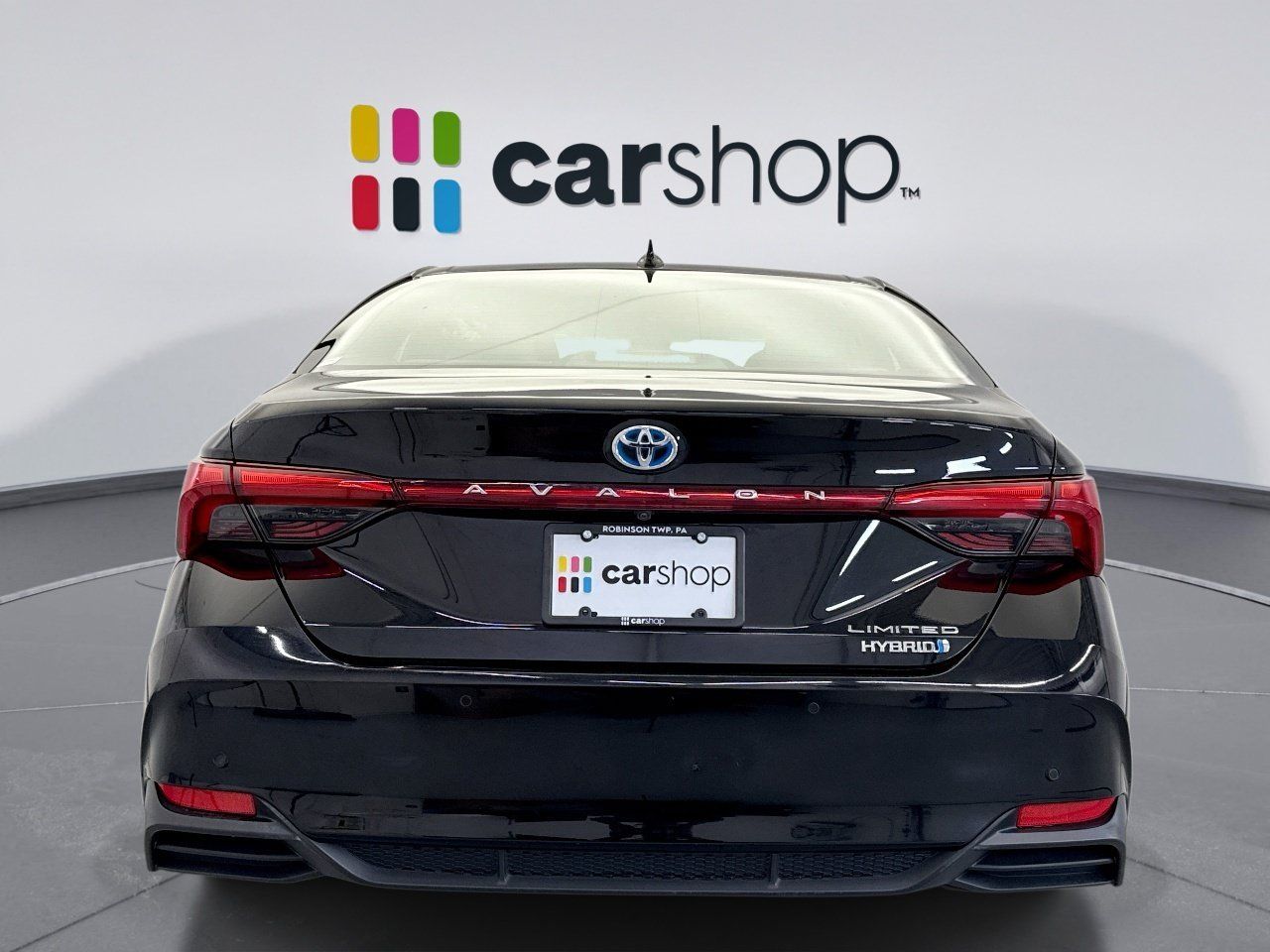 Used 2021 Toyota Avalon Limited w/ Advanced Safety Package FWD image 4