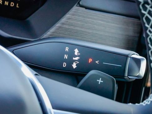 New 2026 GMC Acadia Denali w/ Super Cruise Package FWD image 19