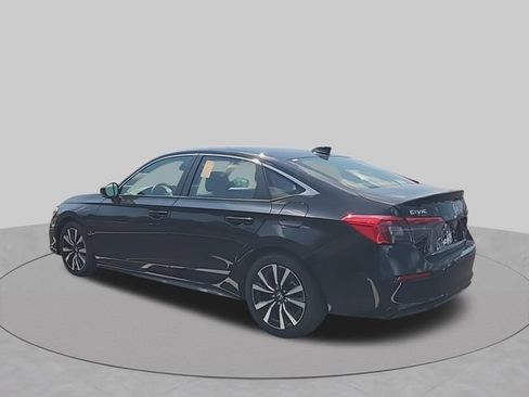 Used 2024 Honda Civic EX image 6